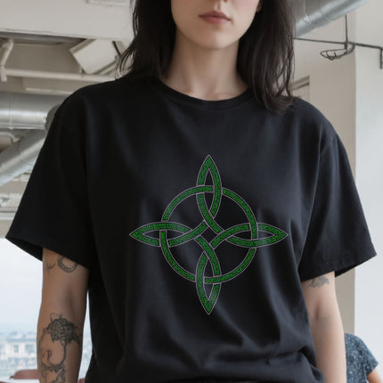 Green Witch's Knot Celtic Protection T-Shirt | V2