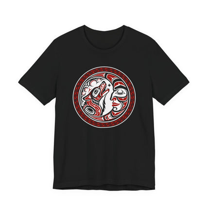 Formline Grandmother Moon Sacred Circle Tribal Art T-Shirt