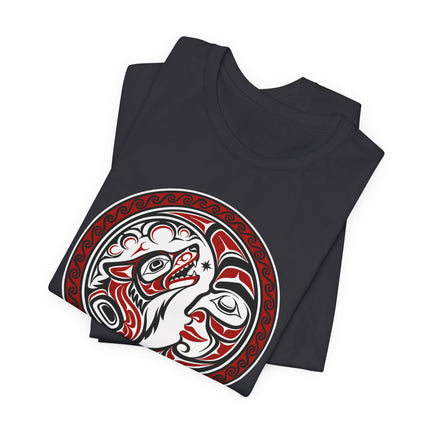 Formline Grandmother Moon Sacred Circle Tribal Art T-Shirt