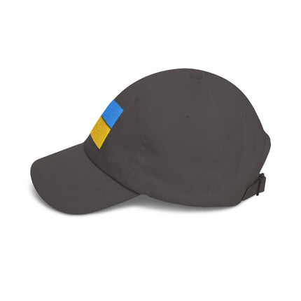 Black baseball cap featuring the embroidered Ukrainian flag.