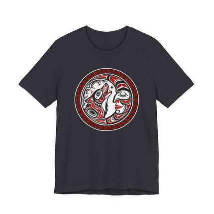 Formline Grandmother Moon Sacred Circle Tribal Art T-Shirt