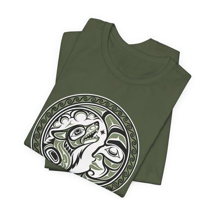 Formline Grandmother Moon Sacred Circle Tribal Art T-Shirt