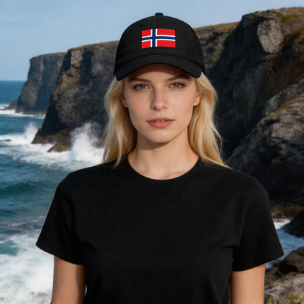 Black baseball cap featuring the Norwegian flag and Nordic cross design.