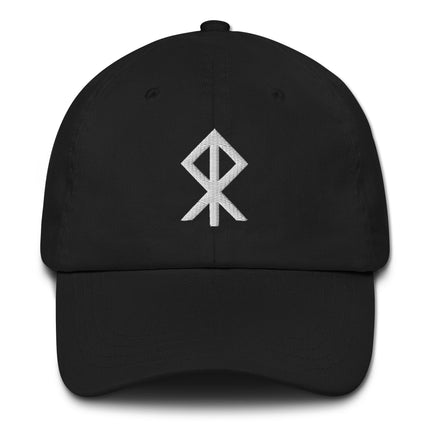 Norse Courage Bind rune hat embroidery featuring Viking Elder Futhark symbols.