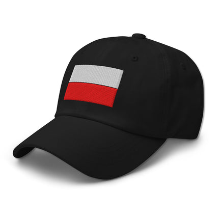 Dad hat featuring an embroidered Polish national flag patch for patriotic pride.