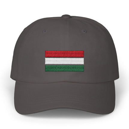Dark baseball cap featuring the embroidered Hungarian national flag.