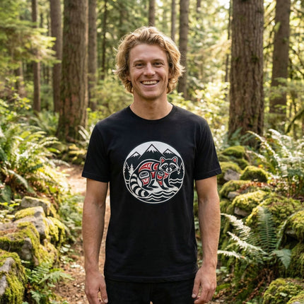 Raccoon Formline Art T-Shirt | Indigenous PNW Wildlife Tee | Raccoon