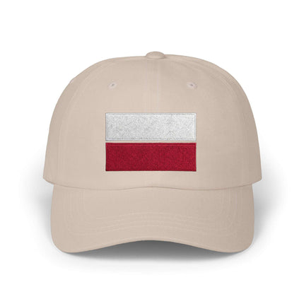 Beige baseball cap featuring the embroidered Polish national flag for patriotic style.